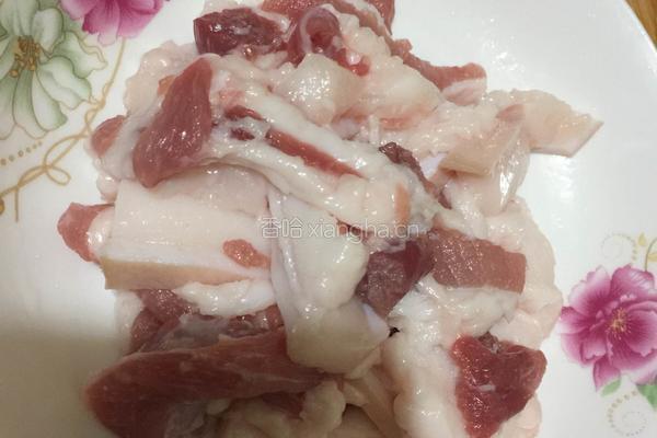 胡萝卜土豆肉片的做法图解3