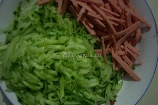 家常炸酱面的做法图解2