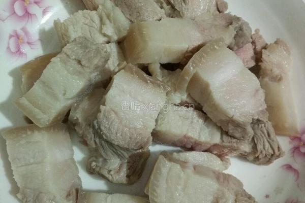 土豆焖红烧肉的做法图解3