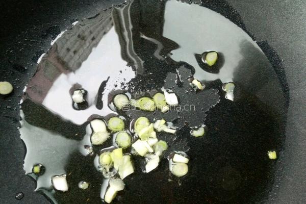 圆葱炒土豆丝的做法图解3