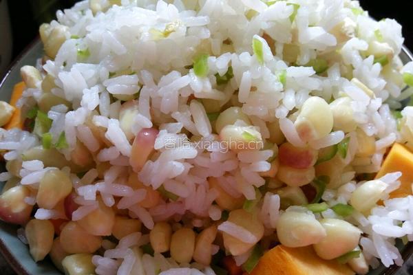 南瓜玉米青椒饭的做法图解5