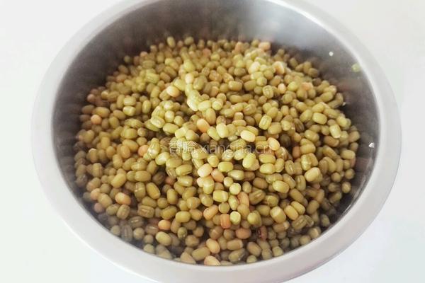绿豆沙的做法图解2