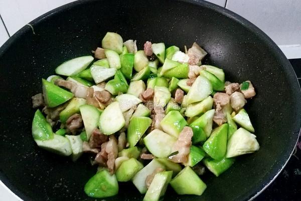 丝瓜炒肉的做法图解10