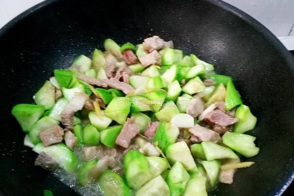 丝瓜炒肉的做法图解11