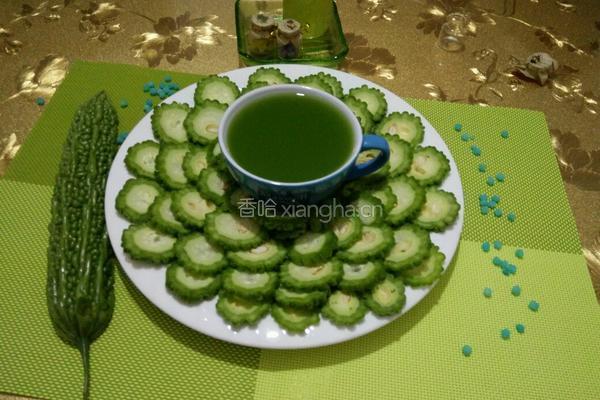 苦瓜汁的做法图解5