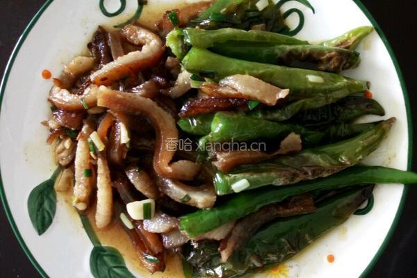 辣椒炒肉皮的做法图解3