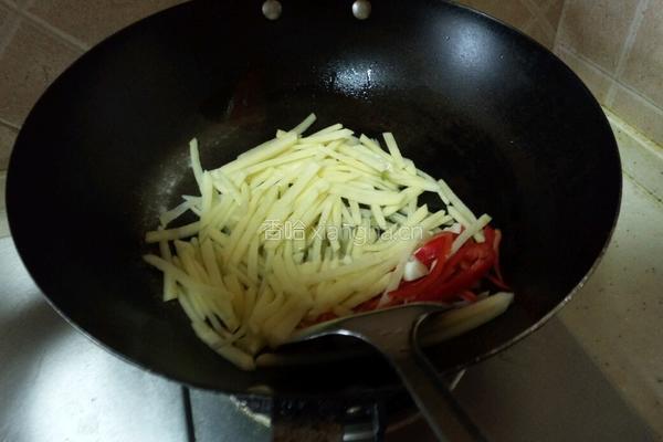 炝炒土豆的做法图解3