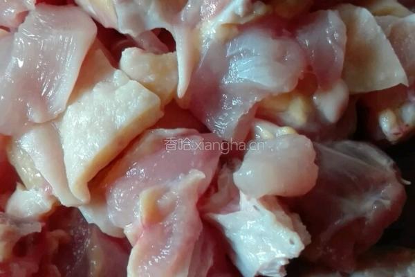 辣子鸡丁的做法图解2