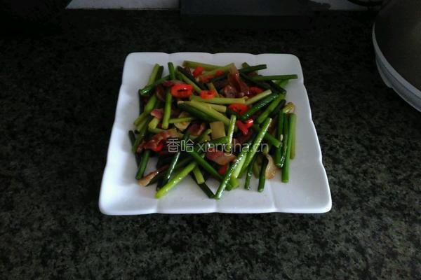 蒜芯炒腊肉的做法图解9