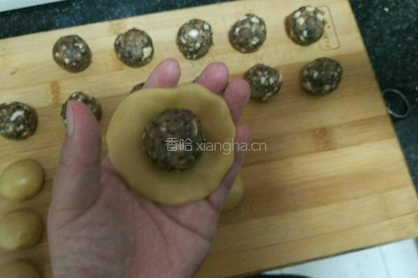 五仁馅月饼的做法图解11