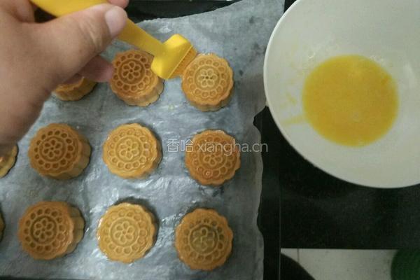 五仁馅月饼的做法图解17