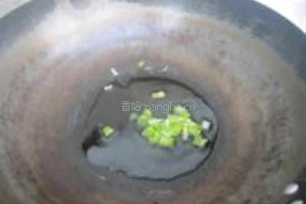 菠菜土豆汤的做法图解2