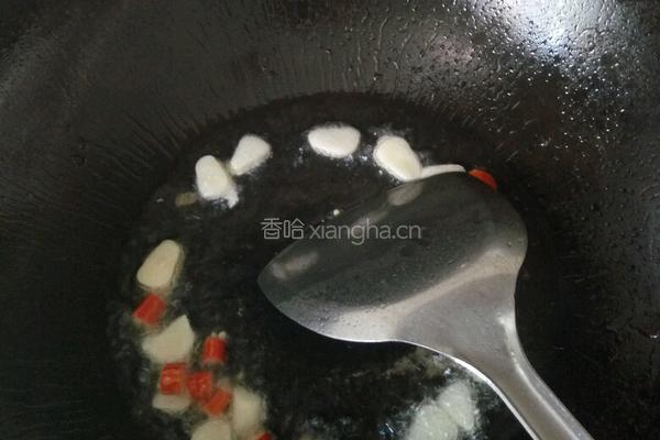 黄秋葵炒腰果的做法图解6