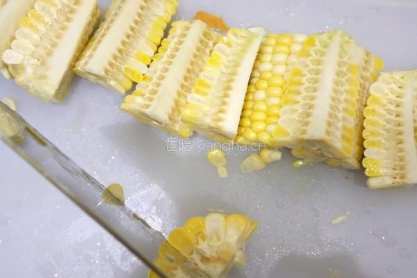玉米排骨红萝卜汤的做法图解5