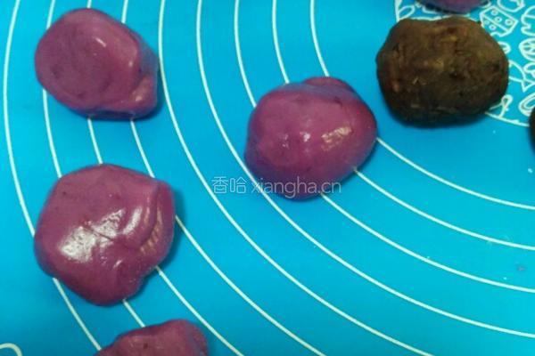 紫薯冰皮月饼的做法图解7