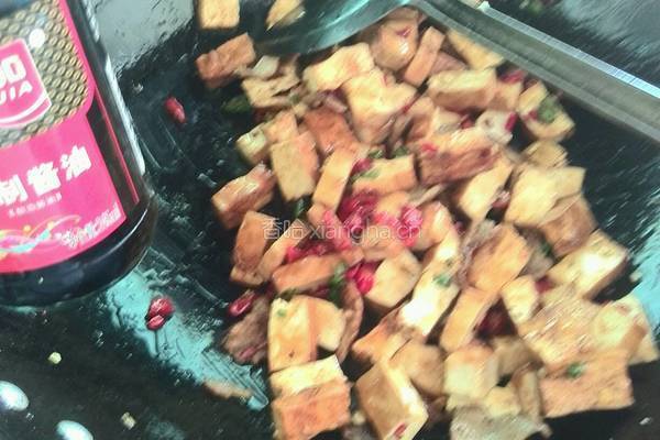 豆腐干炒肉的做法图解6