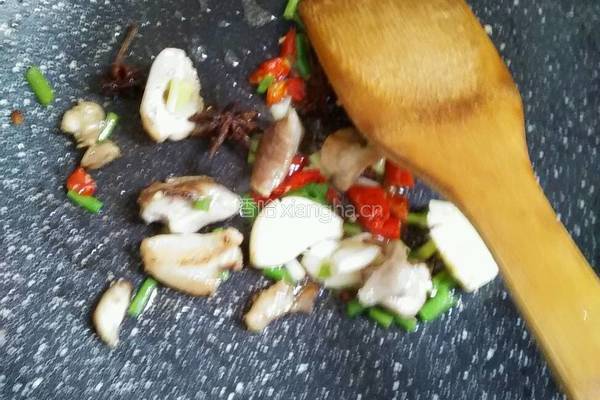 鸡腿烧毛豆的做法图解4