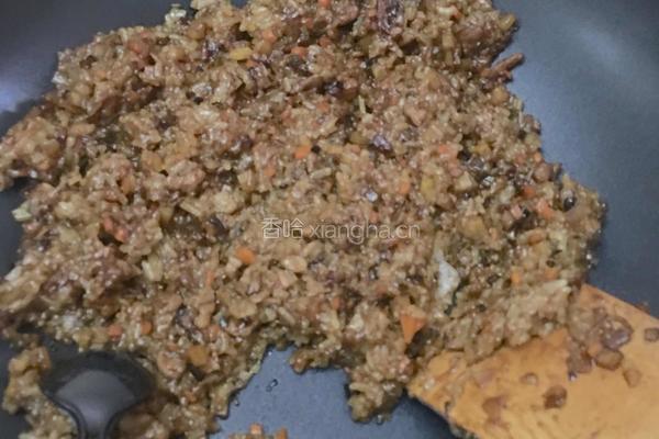 电饭煲蒸糯米烧麦的做法图解3