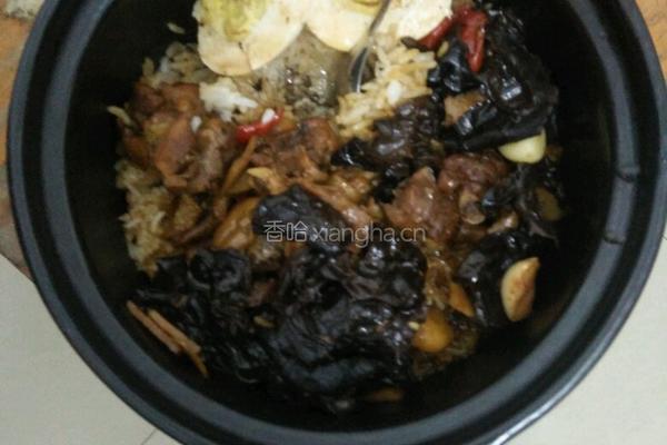 鸡腿木耳煲仔饭的做法图解3