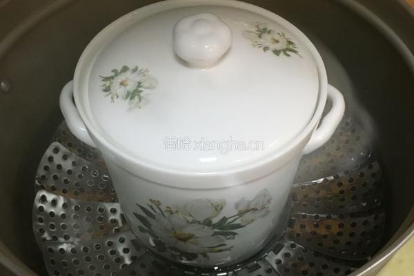冰糖燕窝的做法图解6