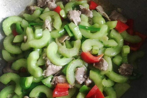 黄瓜炒肉的做法图解7