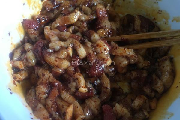 三薯粉蒸肉的做法图解3