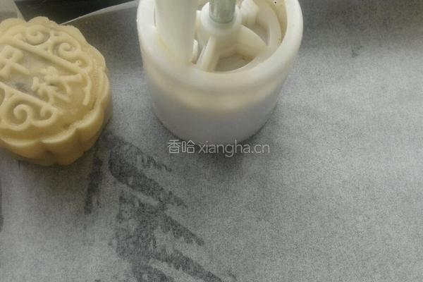 广式五仁月饼的做法图解15