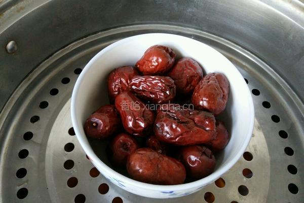 枣泥月饼馅的做法图解1