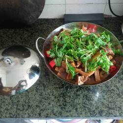 酸笋焖番鸭的做法[图]
