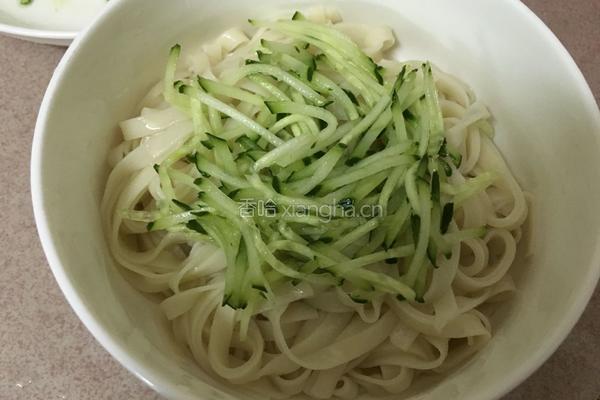 牛肉酱香拌面的做法图解8