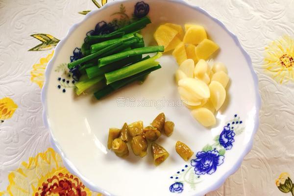 洋葱炒牛肉的做法图解3