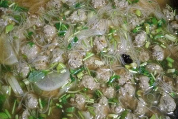 粉丝萝卜丸子汤的做法图解9