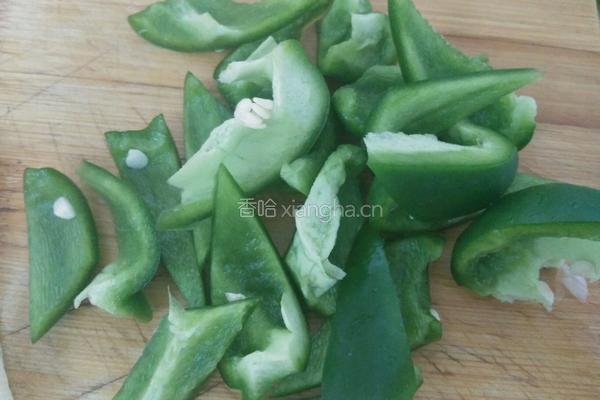 青椒干豆腐的做法图解3