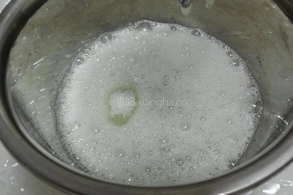 草莓蛋糕卷的做法图解6