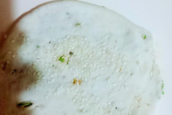 香脆芝麻韭菜饼的做法图解5