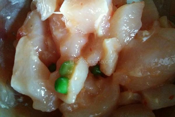 鸡丁豆角的做法图解1