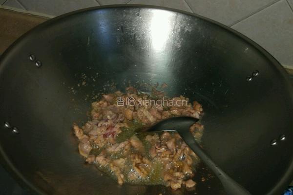 黄瓜炒瘦肉的做法图解4