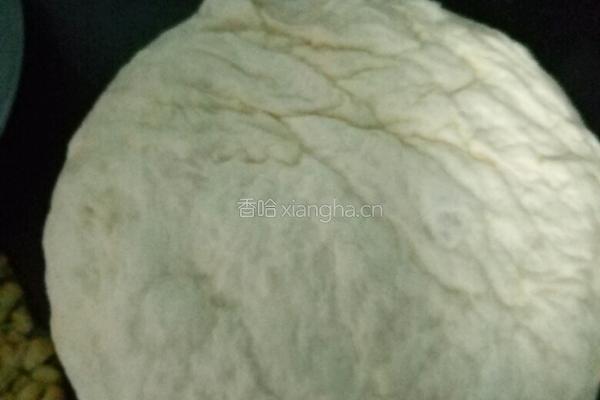 烤锅披萨的做法图解1