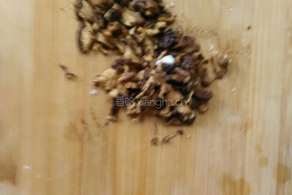 香菇腊肠饭的做法图解4