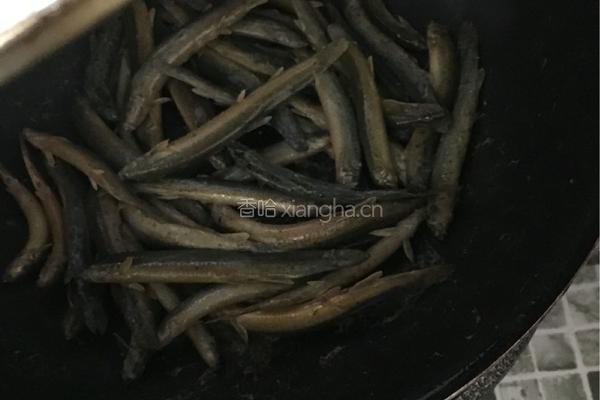 双椒炒泥鳅的做法图解5