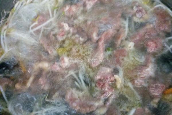 泡椒酸萝卜牛肉片的做法图解6