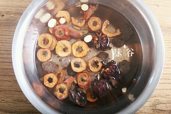 健康饮料酸梅汤的做法图解3