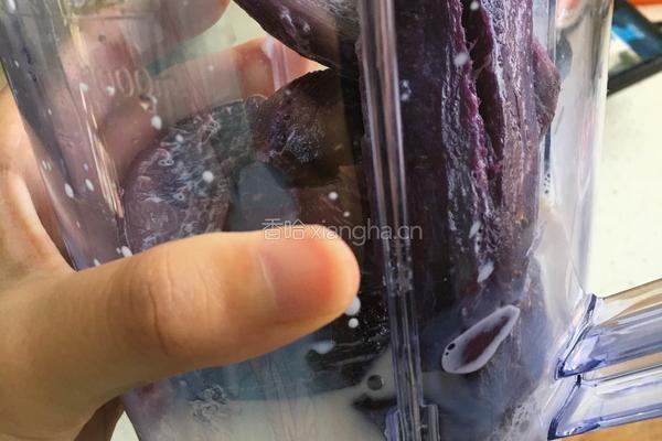 奶香紫薯糊糊（奶香南瓜糊糊）的做法图解2
