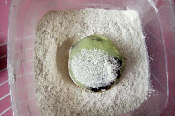 果味豆沙馅冰皮月饼的做法图解9