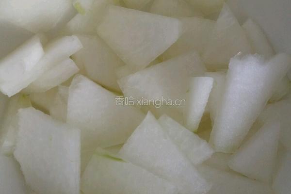 砂锅羊肉冬瓜汤的做法图解2