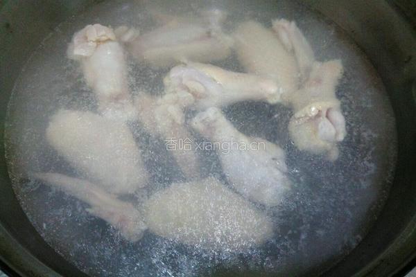 蜜汁鸡翅的做法图解2