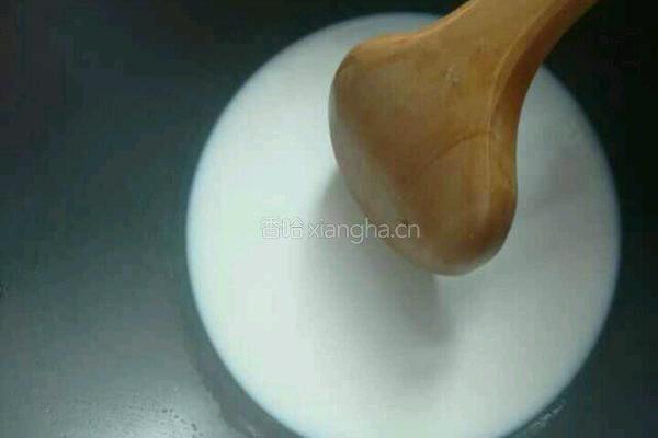 椰蓉牛奶小方的做法图解2