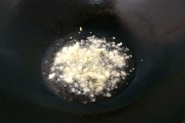 蒜蓉炒生菜的做法图解3