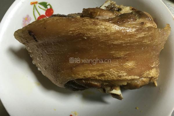 红焖肘子的做法图解4