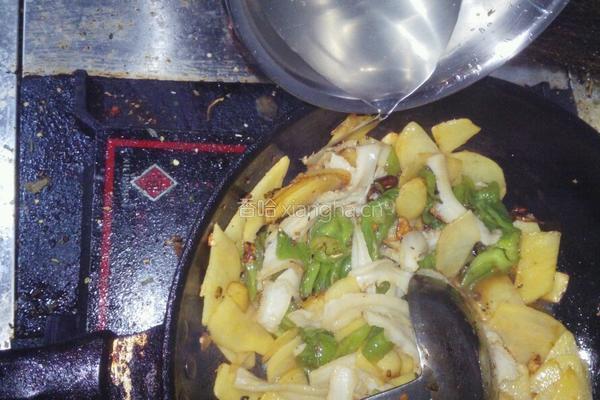 青椒土豆毛肚片的做法图解7